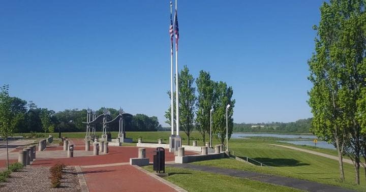 Bicentennial Commons - Great Miami Riverway